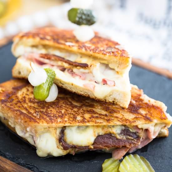 SMOKED HAM GRILLED CHEESE SANDWICH