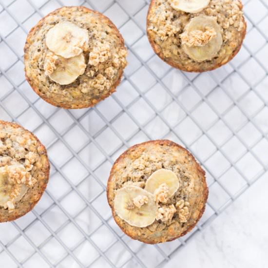 healthy banana oat muffins