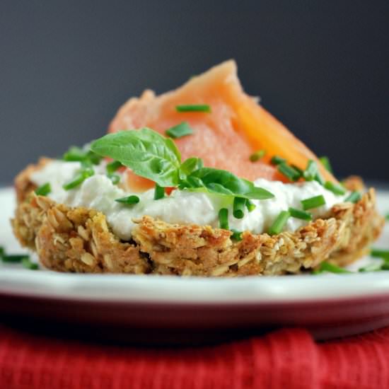 Oatmeal Tarts with Smoked Salmon