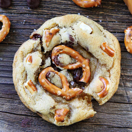 Salted Caramel Pretzel Cookies
