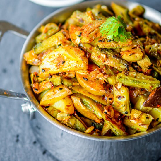 Achari Aloo Karela