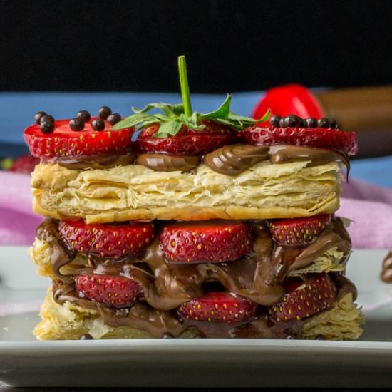 strawberry nutella sandwich