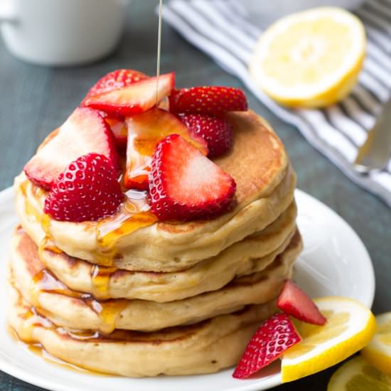 Lemon Greek Yogurt Pancakes