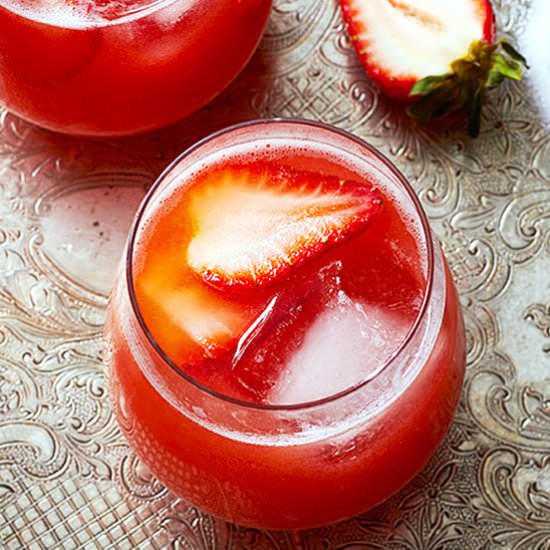 Roasted Strawberry Lemonade
