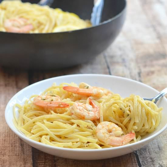 Lemon Butter Garlic Shrimp Pasta