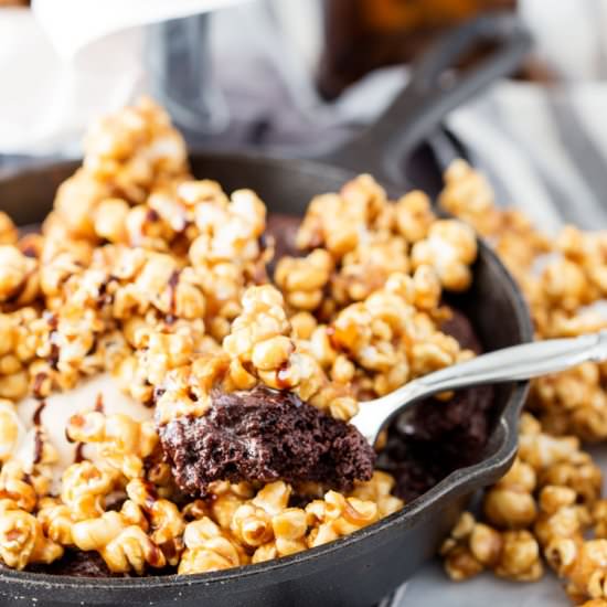 Caramel Crunch Brownie Skillet