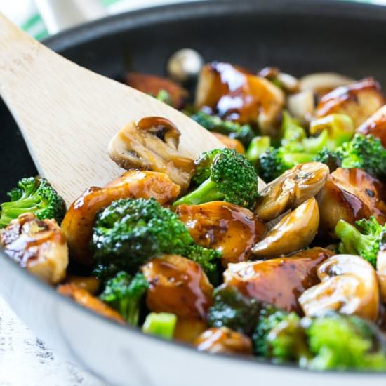 Chicken and Broccoli Stir Fry