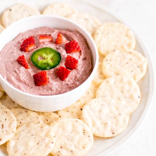 Spicy Strawberry Walnut Dip