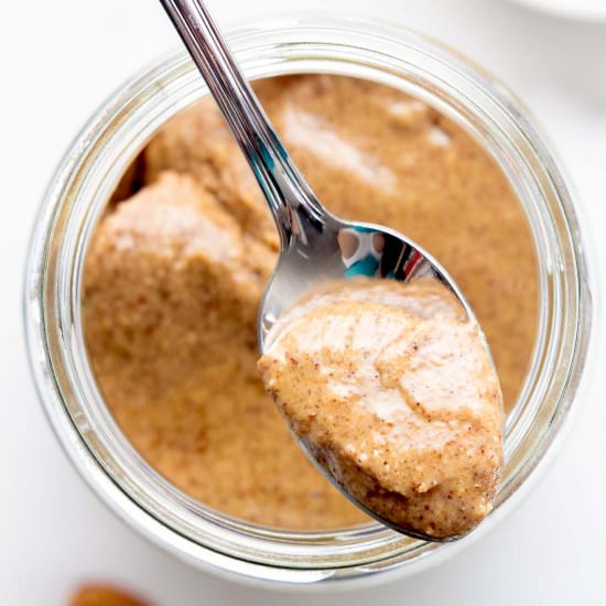 Cinnamon Roll Almond Butter