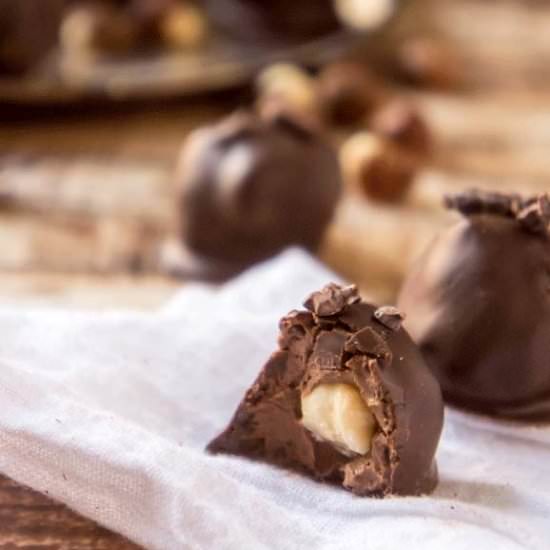 5-Ingredient Chocolate Truffles
