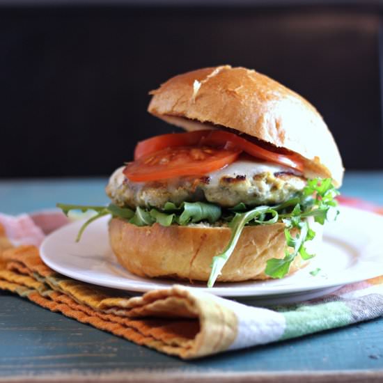 Pesto and Red Pepper Chicken Burger