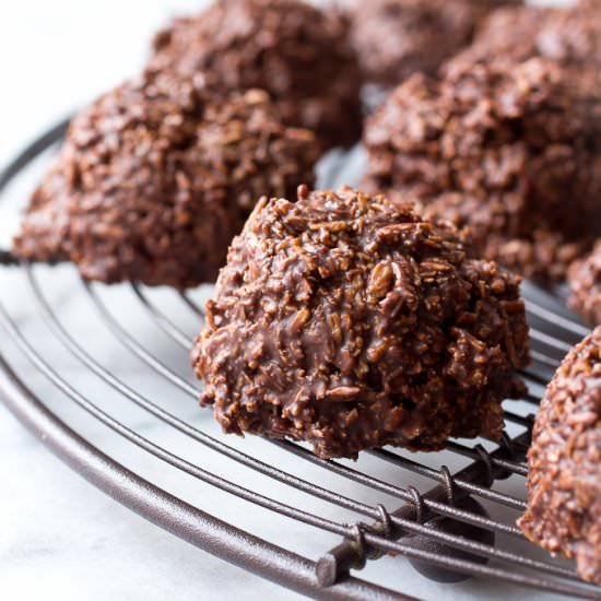 No-Bake Chocolate Macaroons