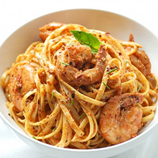 Sundried Tomato & Basil Pesto Pasta