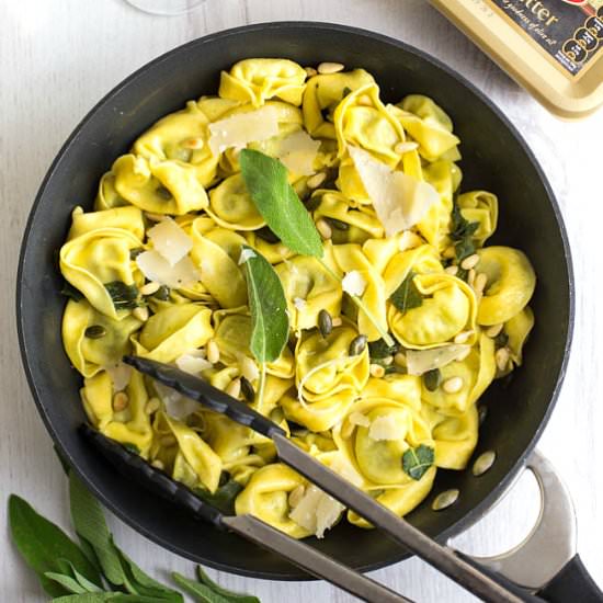 Buttery tortellini
