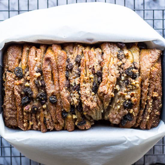 Easy Cinnamon Raisin Pull Apart