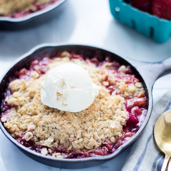 Strawberry Rhubarb Crisp
