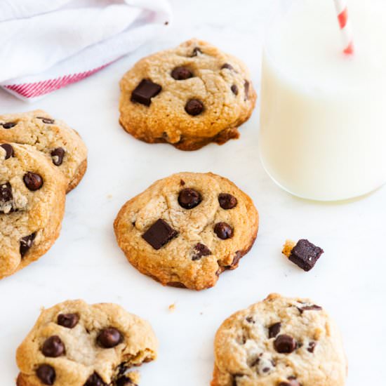 Soft & Chewy Chocolate Chip Cookies