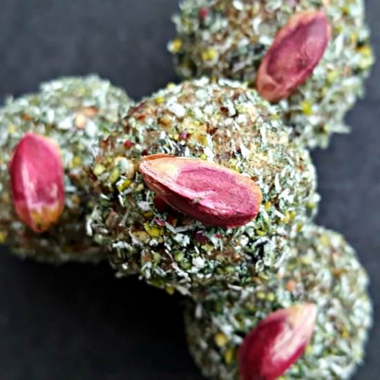 Vegan Raffaelo Bites