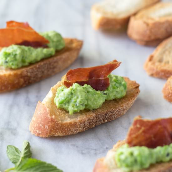 Spring Pea & Ricotta Crostini