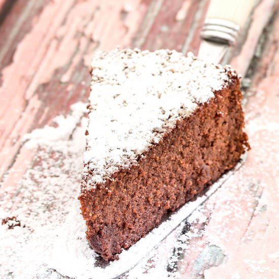 Flourless Beetroot Chocolate Cake