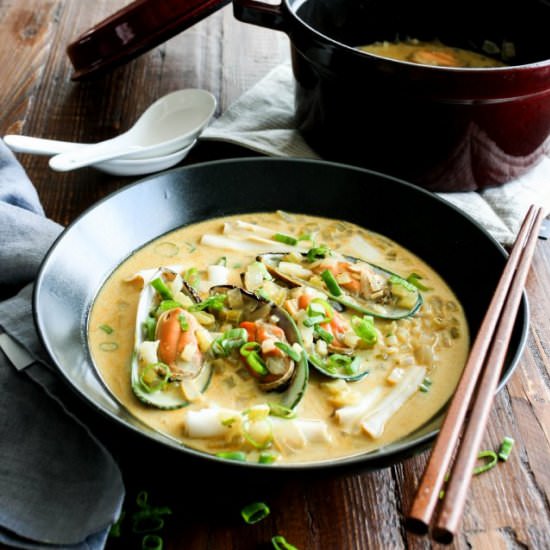 Green Mussle Coconut Curry