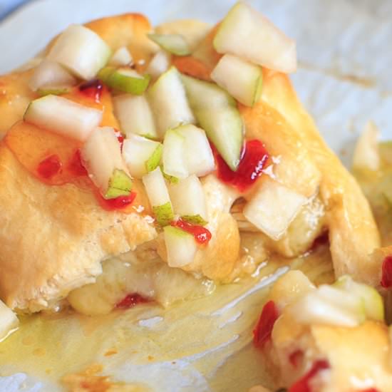 Baked Brie w/ Sweet Hot Pepper Jelly
