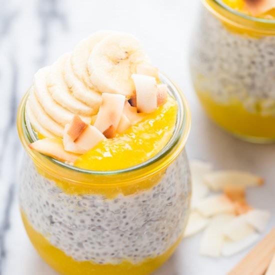 Chia Pudding with Mango