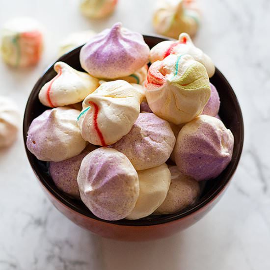 Easy Crispy Mini Meringues
