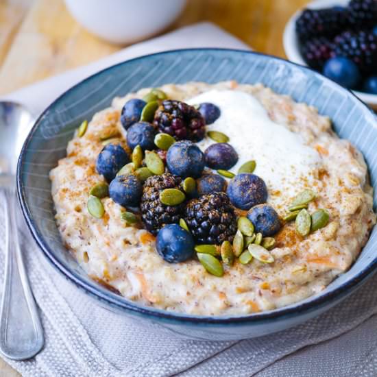 Healthy Carrot Cake Oat Porridge