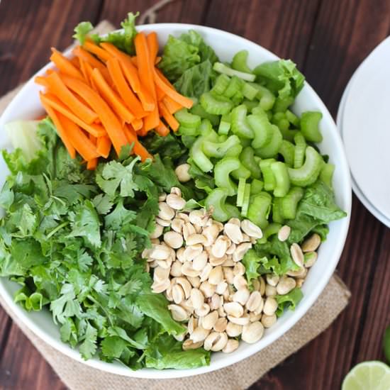Cilantro Salad with Peanut Dressing