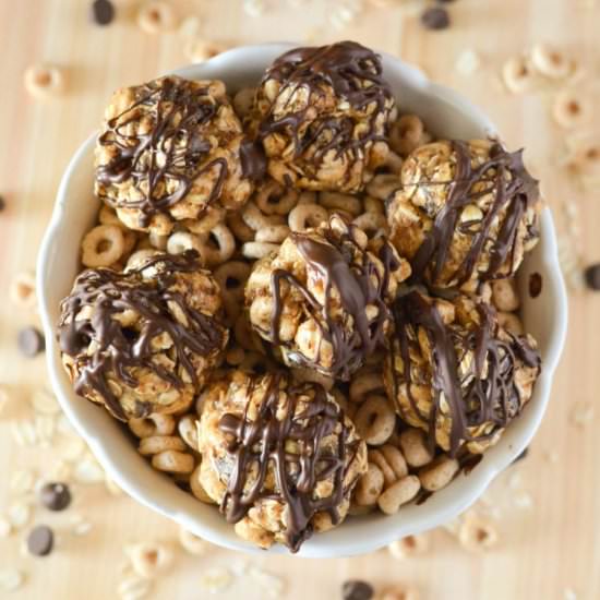 No Bake Oatmeal Bites