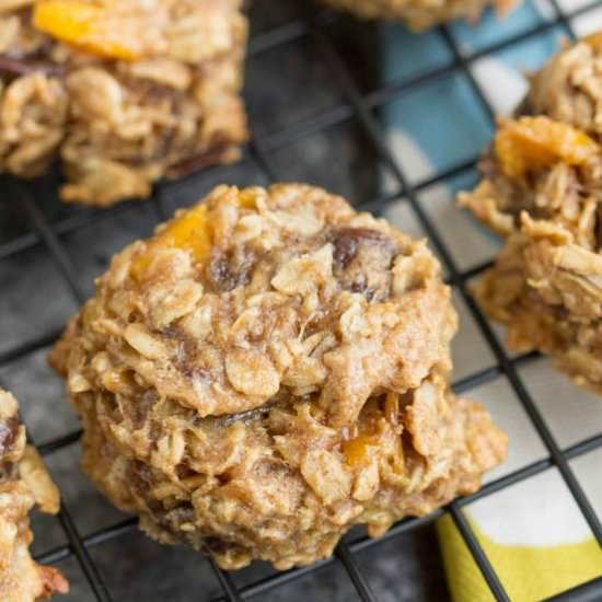 Oatmeal Date Breakfast Cookies