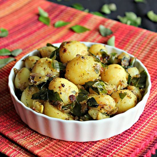 Curry Leaves Potato Curry