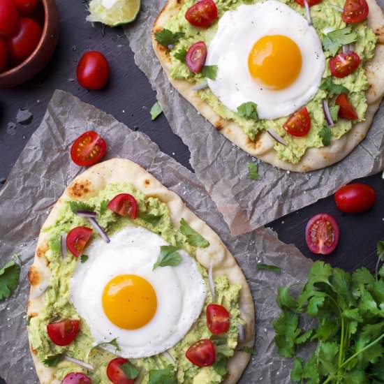 Guacamole Breakfast Pizza