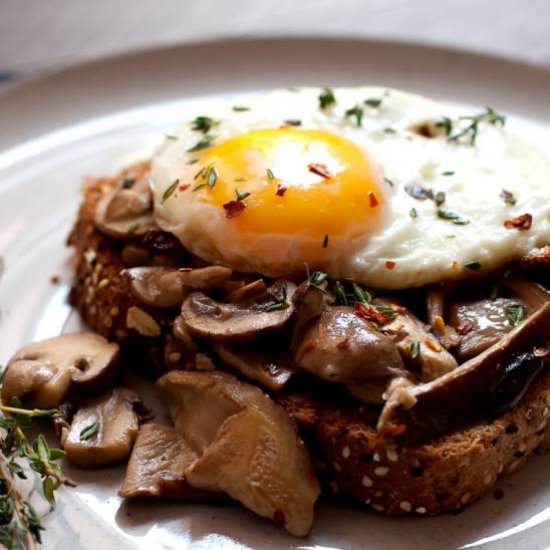 Creamed Mushrooms On Toast
