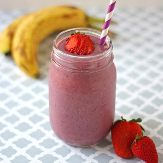 Super Easy Super Berry Smoothie