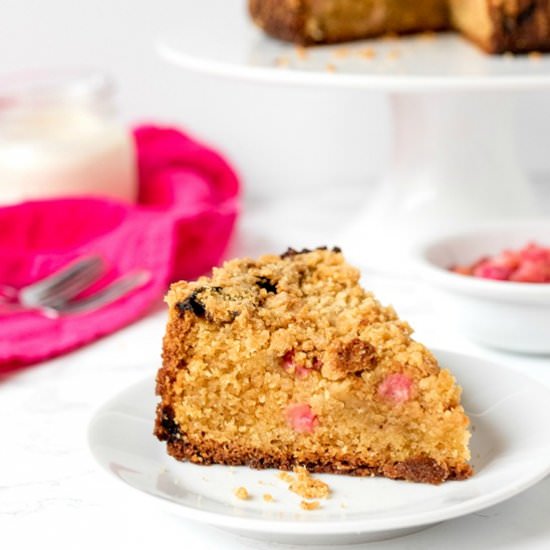 Rhubarb Crumble Cake