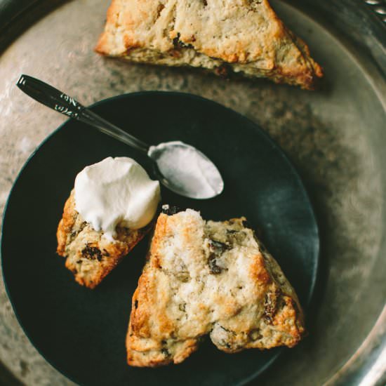 Fig and Black Pepper Scones