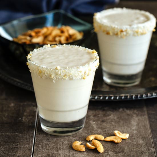 Coconut Cashew Smoothie