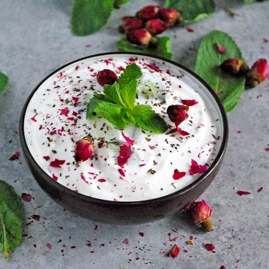 Persian Cucumber and Yogurt Dip