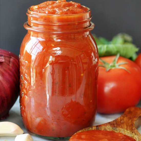 4 Ingredient Homemade Pizza Sauce
