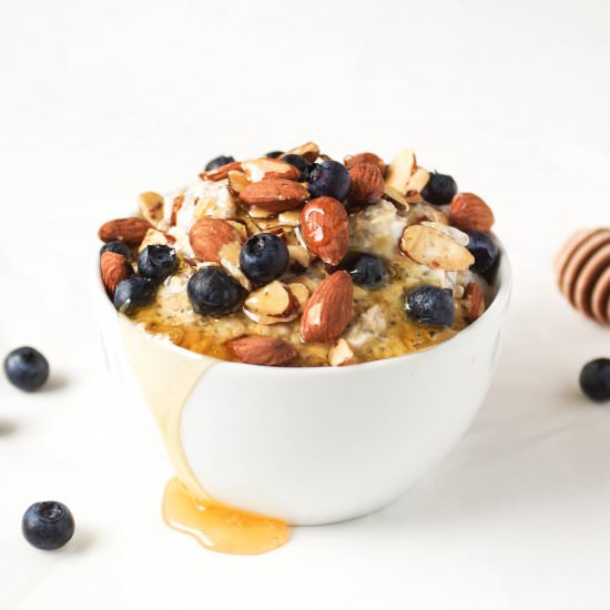 Blueberry Almond Overnight Oats