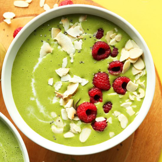 Matcha Green Smoothie Bowl