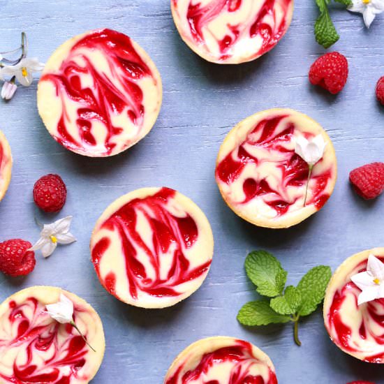 Mini Raspberry Cheesecakes