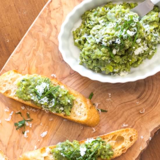 Mashed Fava Beans & Mint Crostini