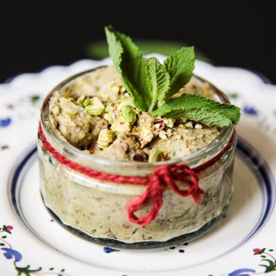 Mint and Pistachio Hummus