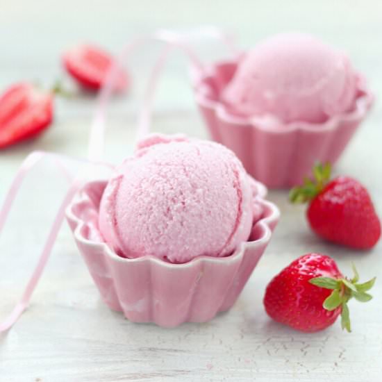 Strawberry Mascarpone Ice Cream