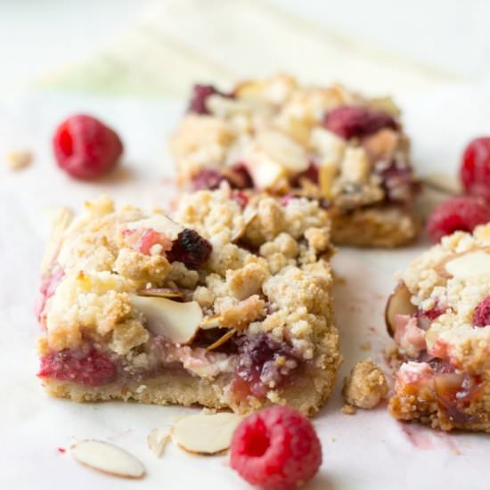 Raspberry Cream Cheese Crumble Bars
