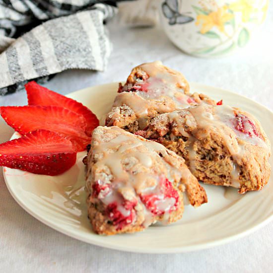 Eggless Strawberry Scones