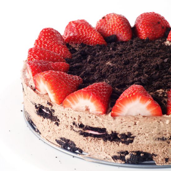 Strawberry Oreo Icebox Cake